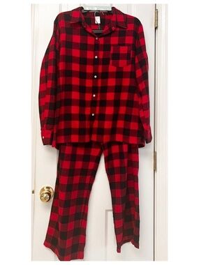 North Pole Women Red Black Christmas Hoilday Top Pants Sleep Pajamas Large